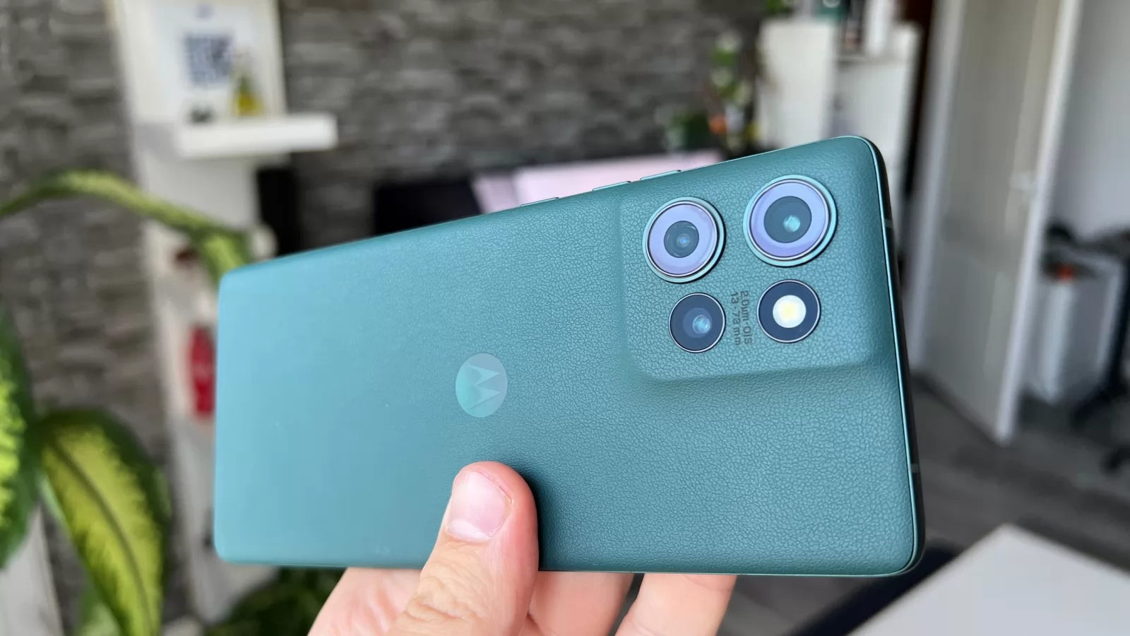 Motorola edge 50: Conectivitate potrivită pentru un telefon mid-range