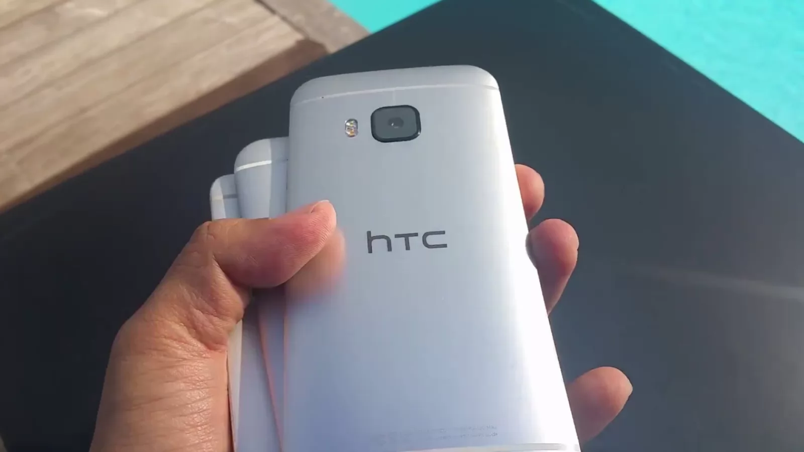 HTC One M9 comparat cu One M8 şi M7 într-un hands on video rapid (Video)