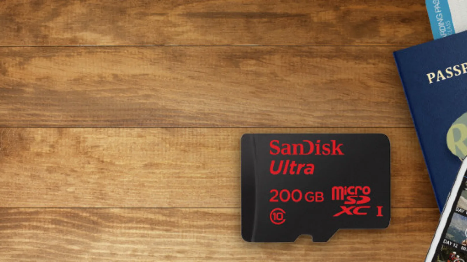 MWC 2015: SanDisk anunţă un card microSD de 200 GB