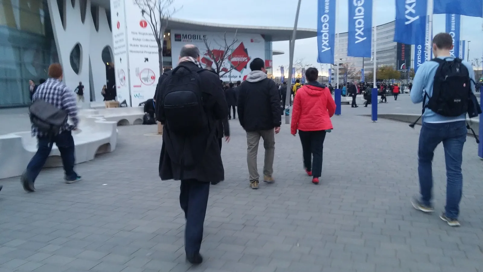 Jurnal de bord MWC 2015, ziua 4: Prima zi oficială de târg debutează cu lansări de noi produse și sesiuni hands-on