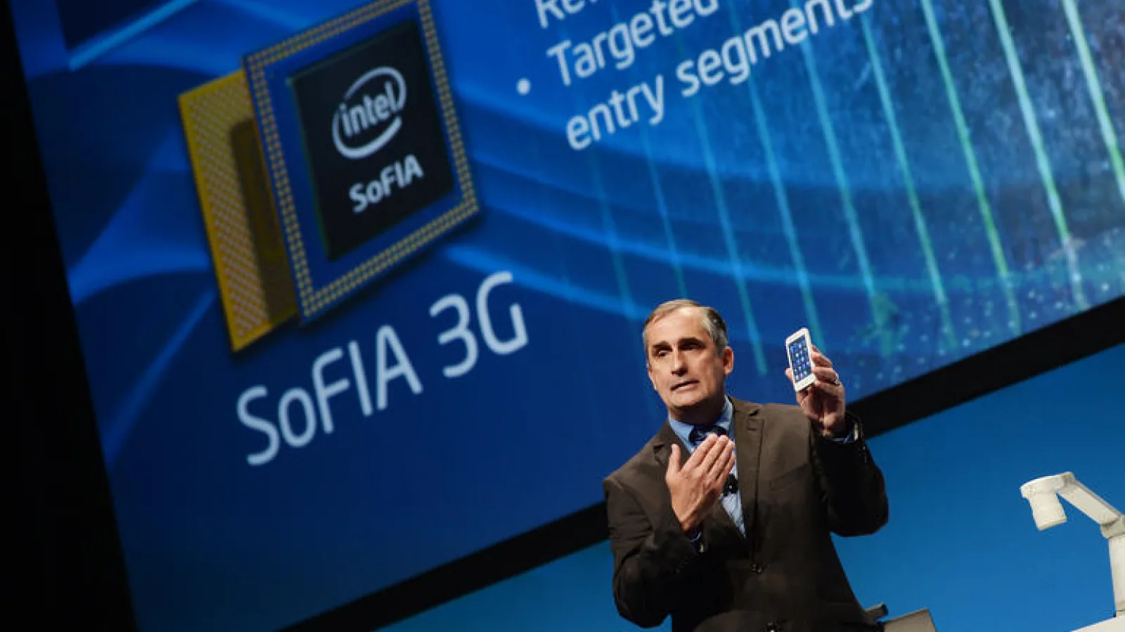 MWC 2015: Intel lansează un procesor special pentru smartphone-urile de buget: chipsetul Sofia