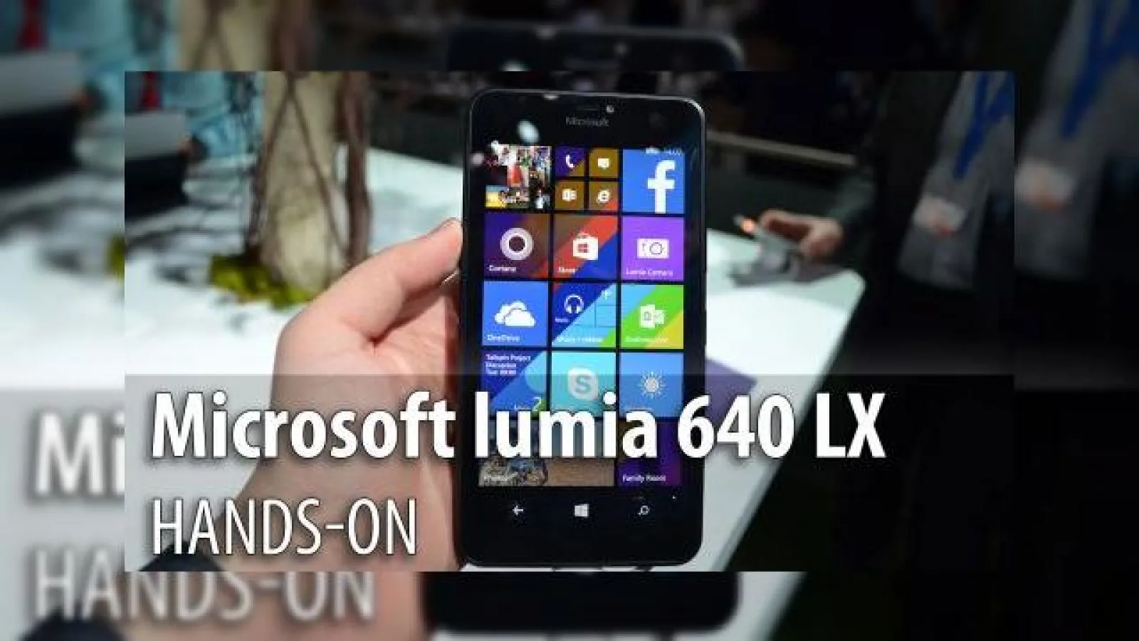 MWC 2015: Microsoft Lumia 640 XL hands-on - phablet HD cu Office 365 la pachet (Video)