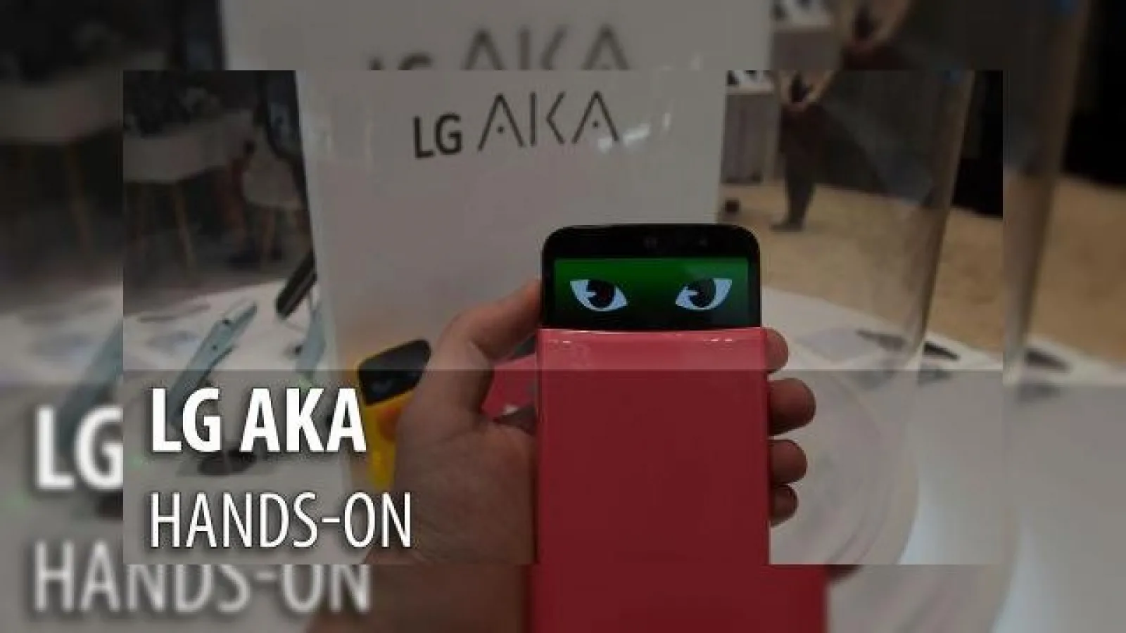 MWC 2015: LG AKA hands-on - telefon zâmbareţ pentru cei mici (Video)