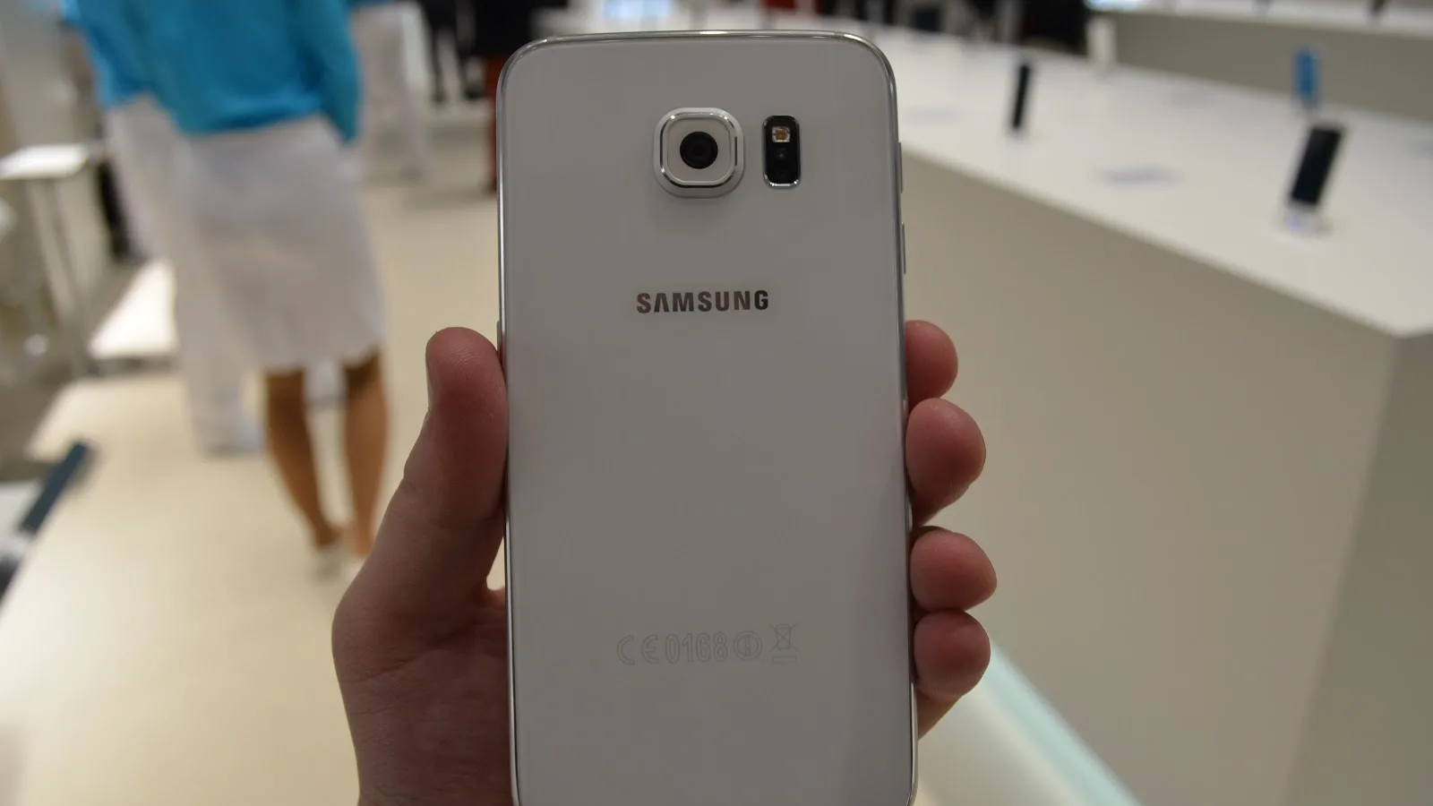 Pre-comenzile pentru Samsung Galaxy S6 și S6 Edge depășesc pragul de 20 milioane de unități