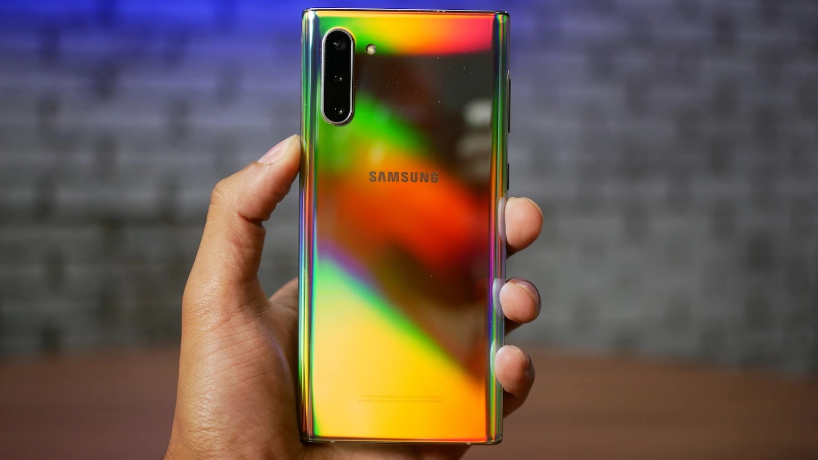 Samsung lansează o actualizare problematică; telefoanele Galaxy mai vechi intră în bootloop
