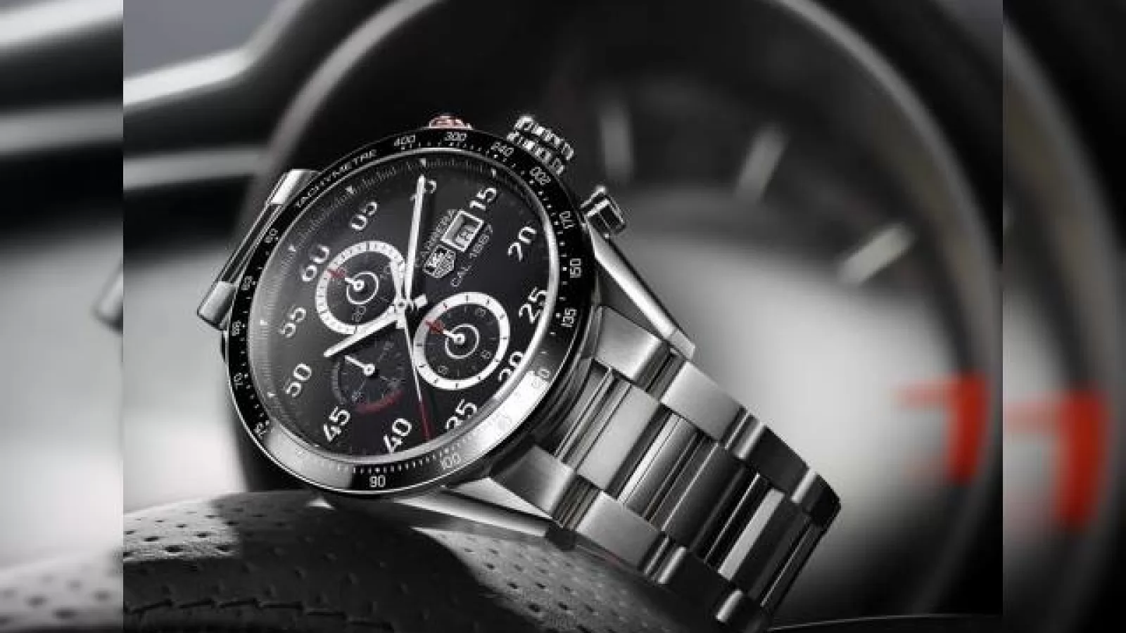 Producătorul de ceasuri TAG Heuer ar putea lansa un smartwatch în parteneriat cu Intel