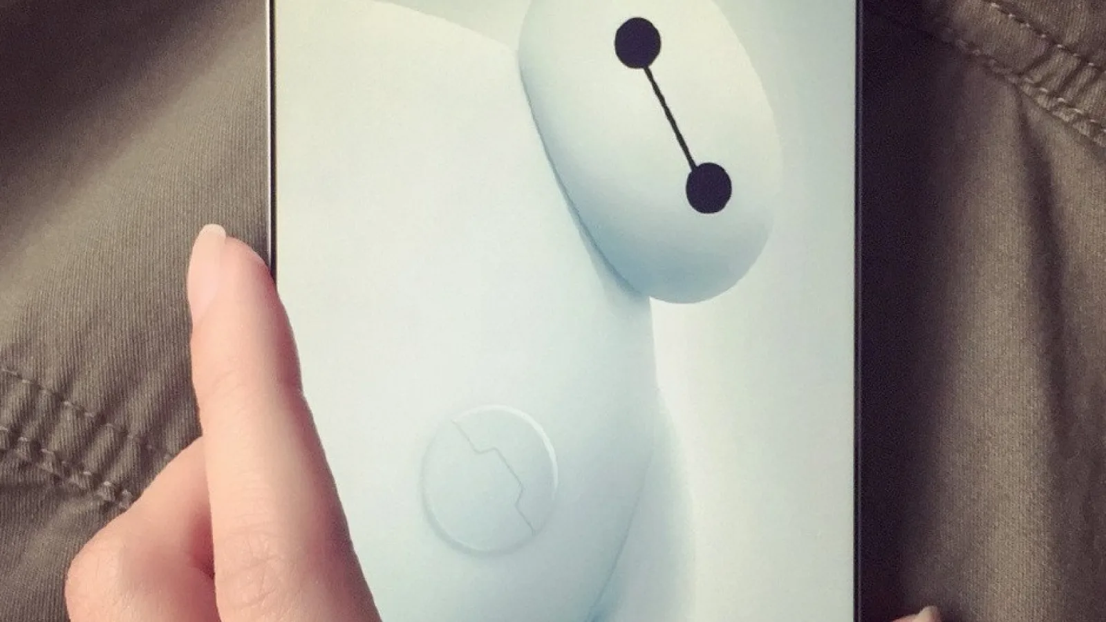 LeTV pregăteşte un smartphone misterios, cu port USB Type C şi margini ultra înguste ale ecranului