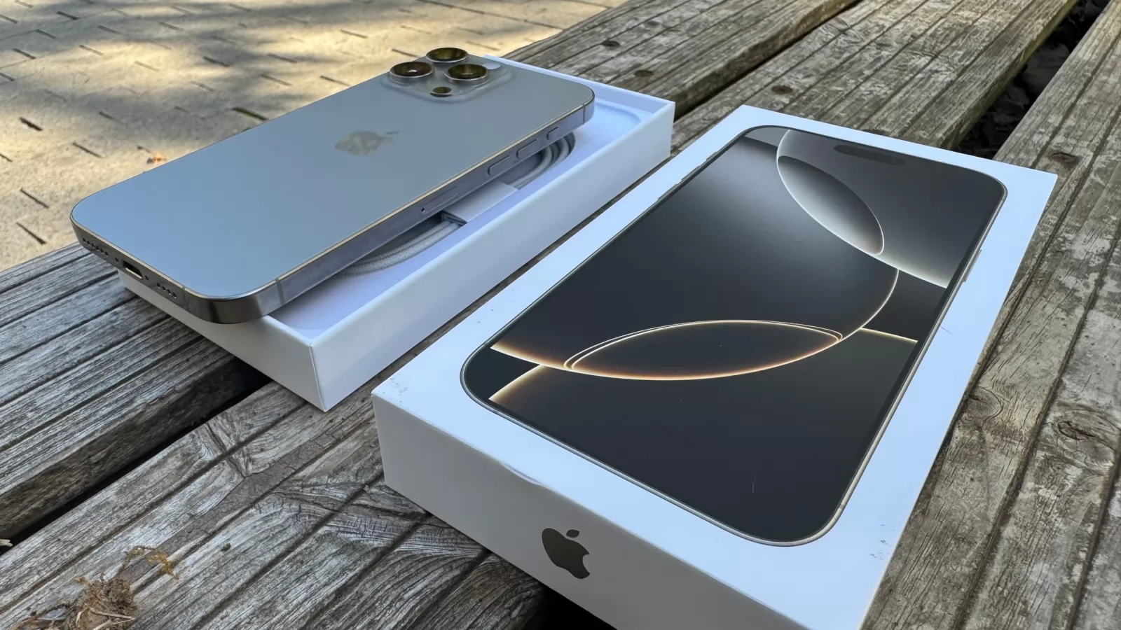 Apple iPhone 16 Pro Max: Hardware clar upgradat, CPU nou, baterie mai mare, cameră ultrawide nouă