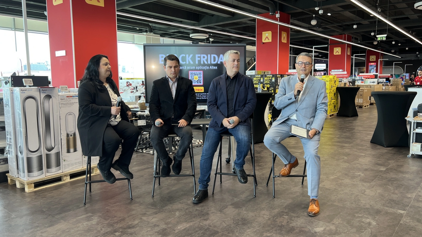 Cum s-a pregătit ALTEX de Black Friday 2024, ce așteptări are magazinul și când vom avea livrare la lockere? 