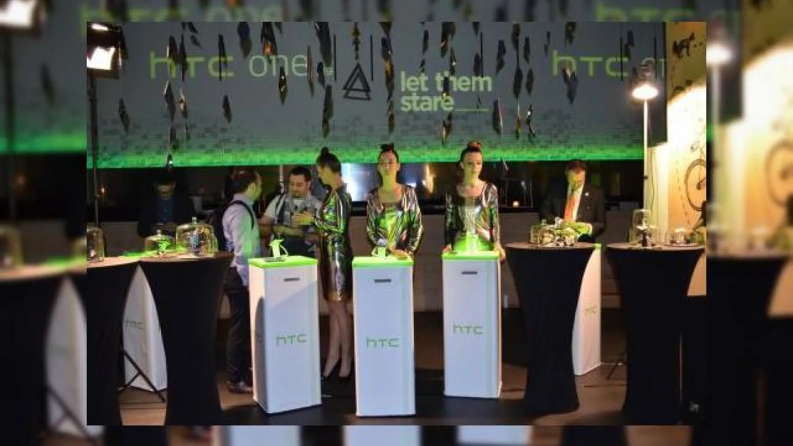 HTC One M9 este lansat oficial în România; acesta va debuta în magazine pe 3 aprilie la un preț de 3.199 lei