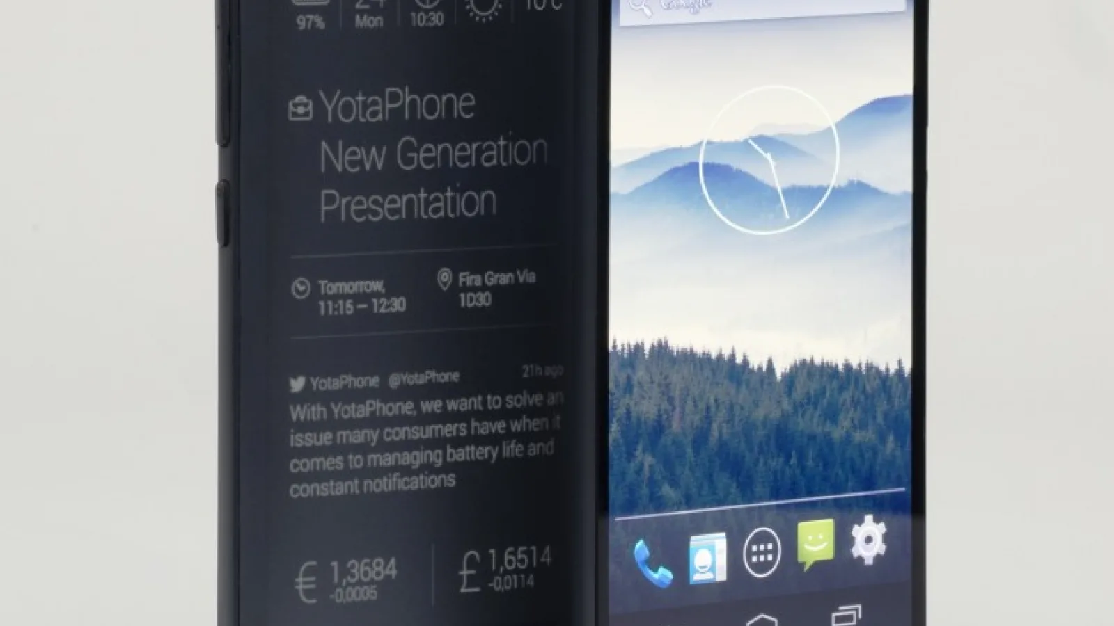 Rusia plăteşte trolli online să scrie recenzii pozitive pentru YotaPhone 2
