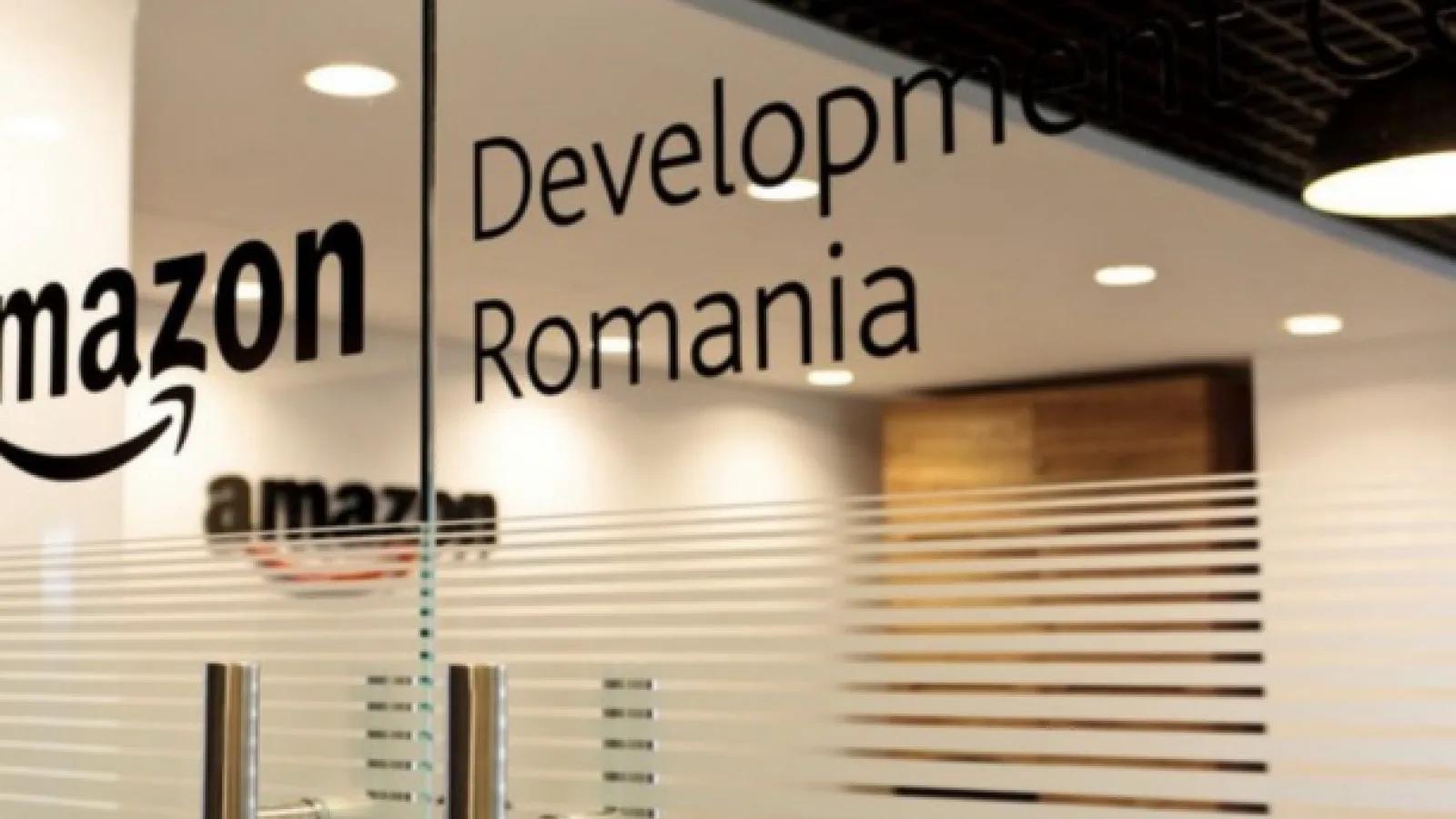 Amazon s-ar putea să plece, nu să vină în România; 400 de angajați în pericol de disponibilizare