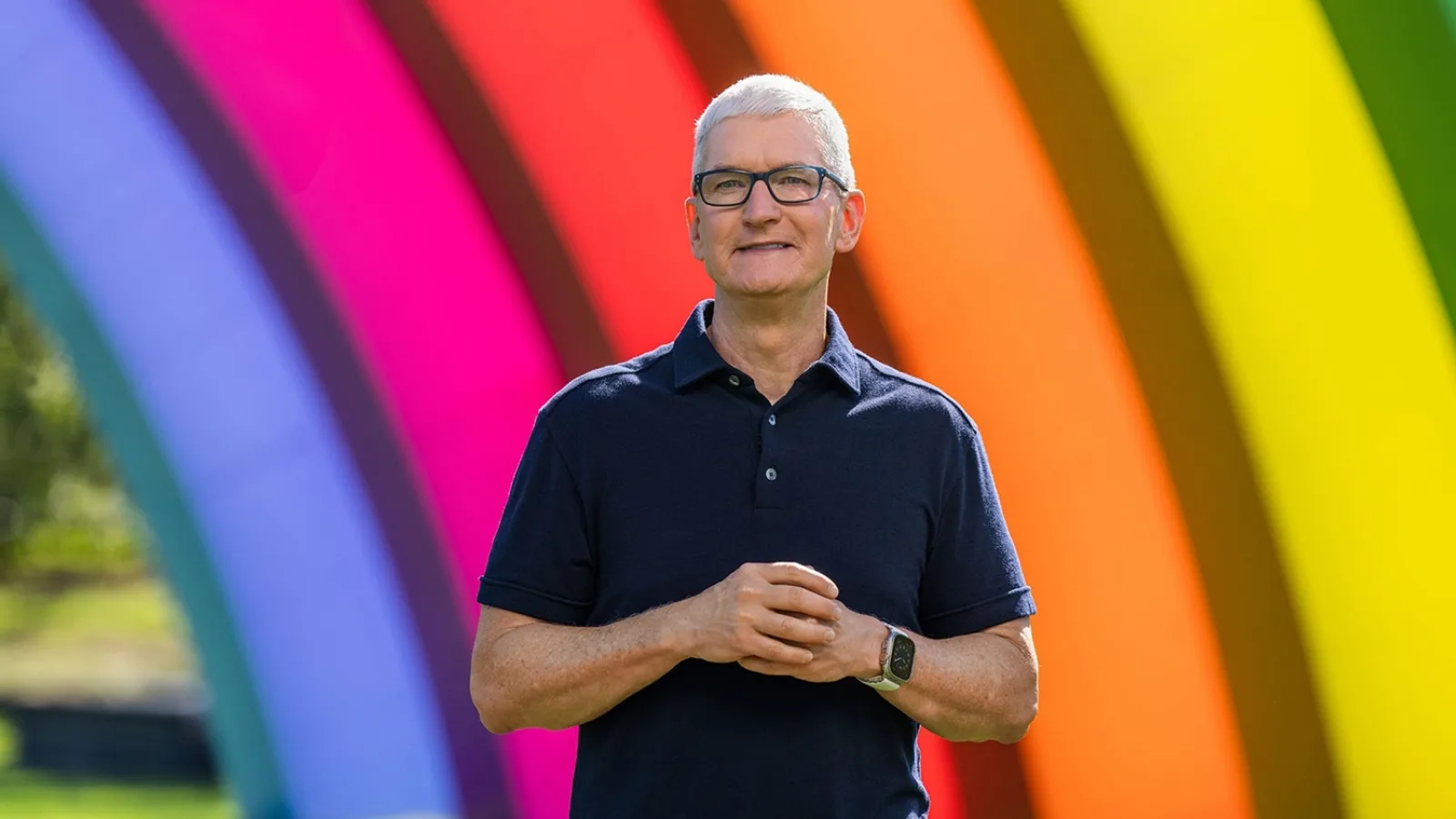 Tim Cook spune că Apple Intelligence va rămâne gratuit, cel puțin pentru moment