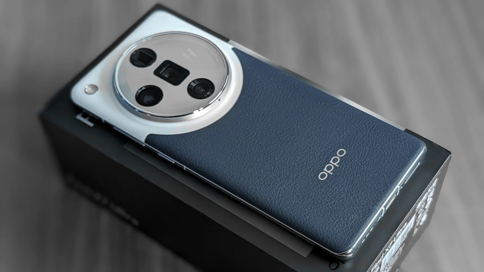 OPPO Find X8 Ultra ne va încânta cu două camere periscop telephoto; Iată cum arată setup-ul său