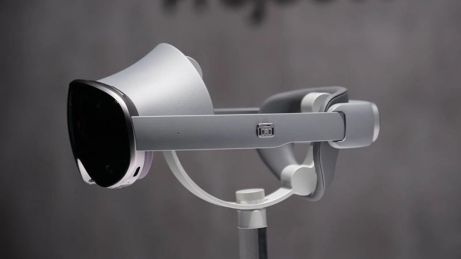 Headset-ul XR Samsung Project Moohan a fost dezvăluit în cadrul evenimentului Unpacked; Rival pentru Apple Vision Pro?