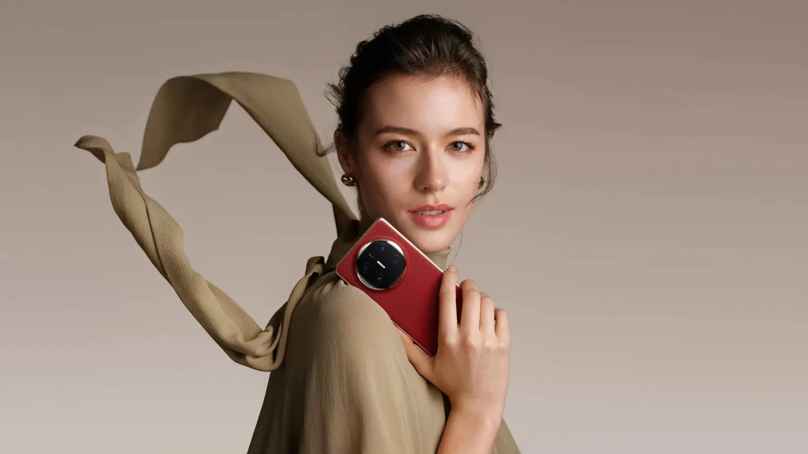 Preț și disponibilitate HUAWEI Mate X6 în România (extra reducere + smartwatch cadou)