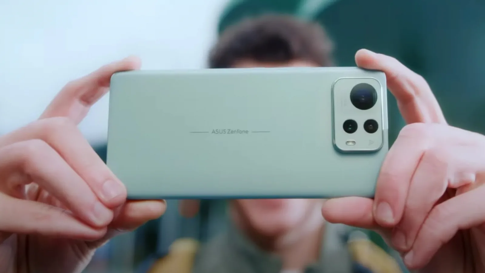 Preț și disponibilitate ASUS Zenfone 12 Ultra în România