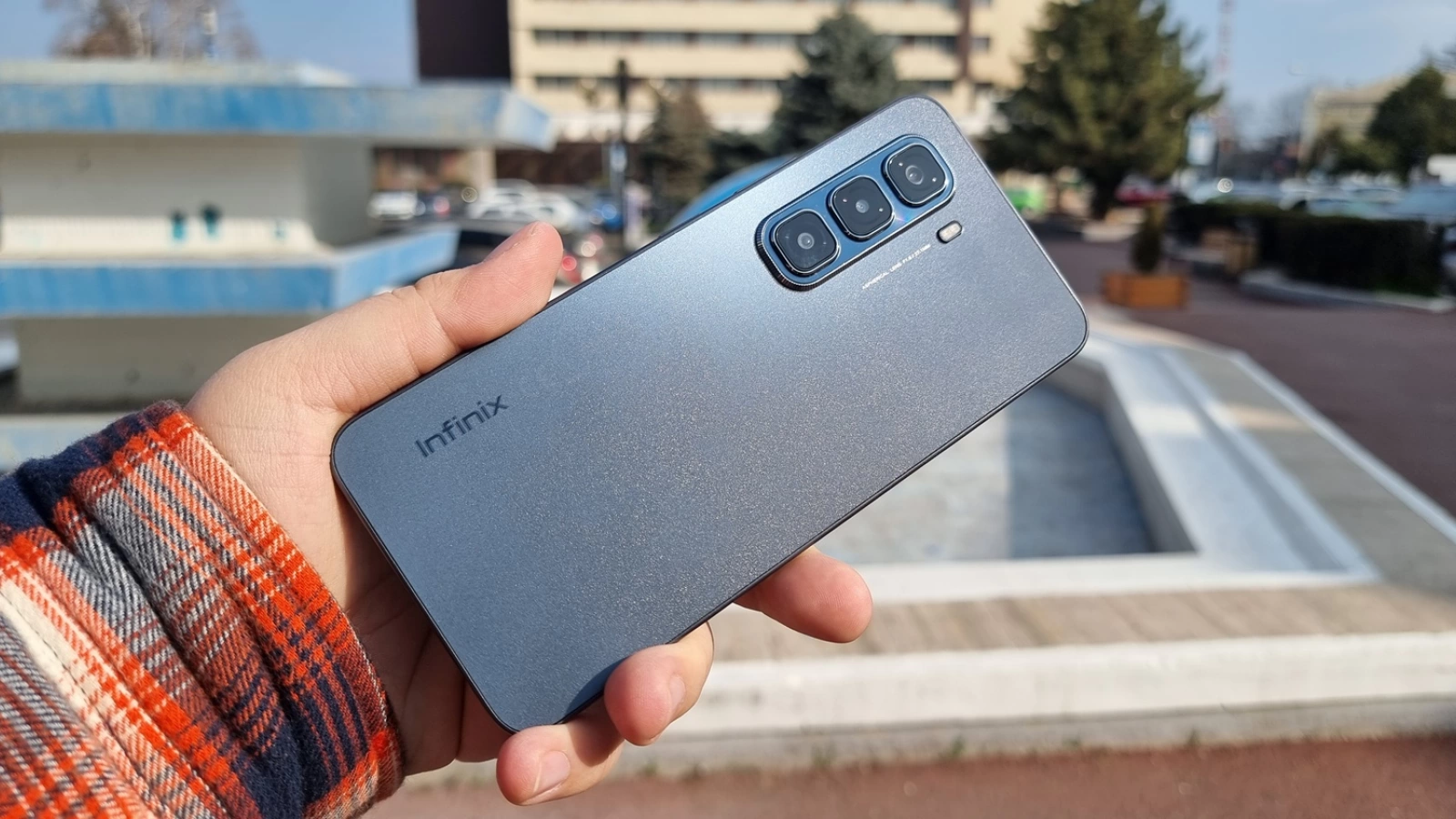 Infinix Hot 50 Pro 4G review detaliat în limba română (Evaluare Mobilissimo)