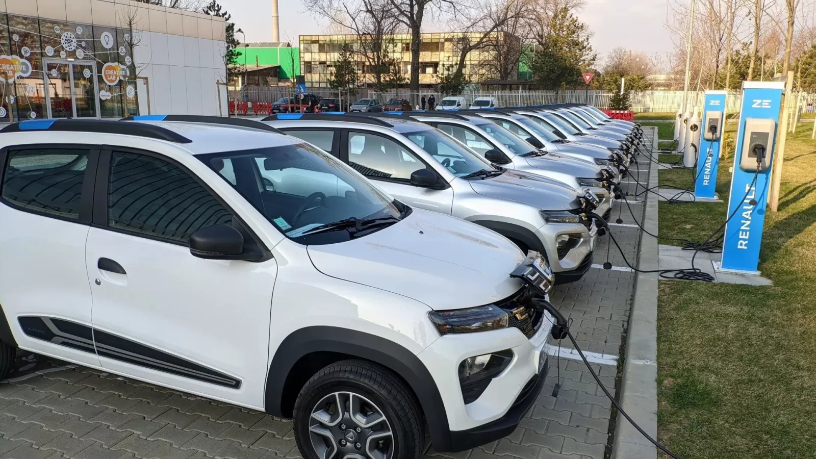 Rabla 2025 întârzie și se anunță schimbări majore! Mașinile electrice ar primi o subvenție generoasă, iar cele diesel vor fi excluse din program