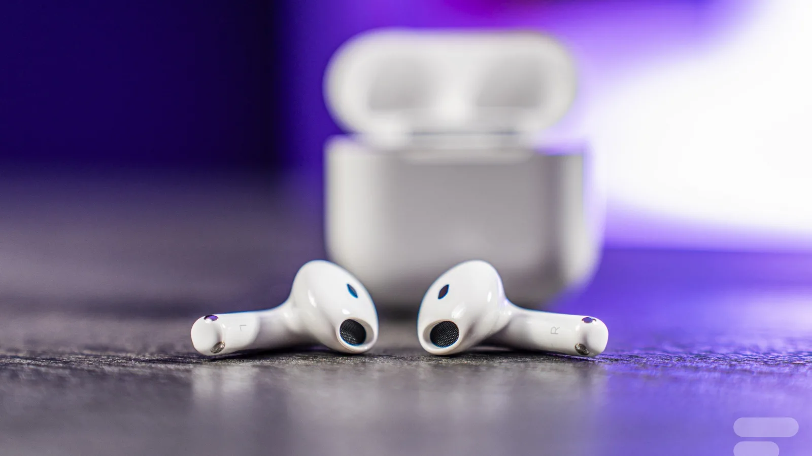 RESIGILATUL ZILEI #2: Căsti Apple AirPods 4 - Sunet Premium la Preț Redus!