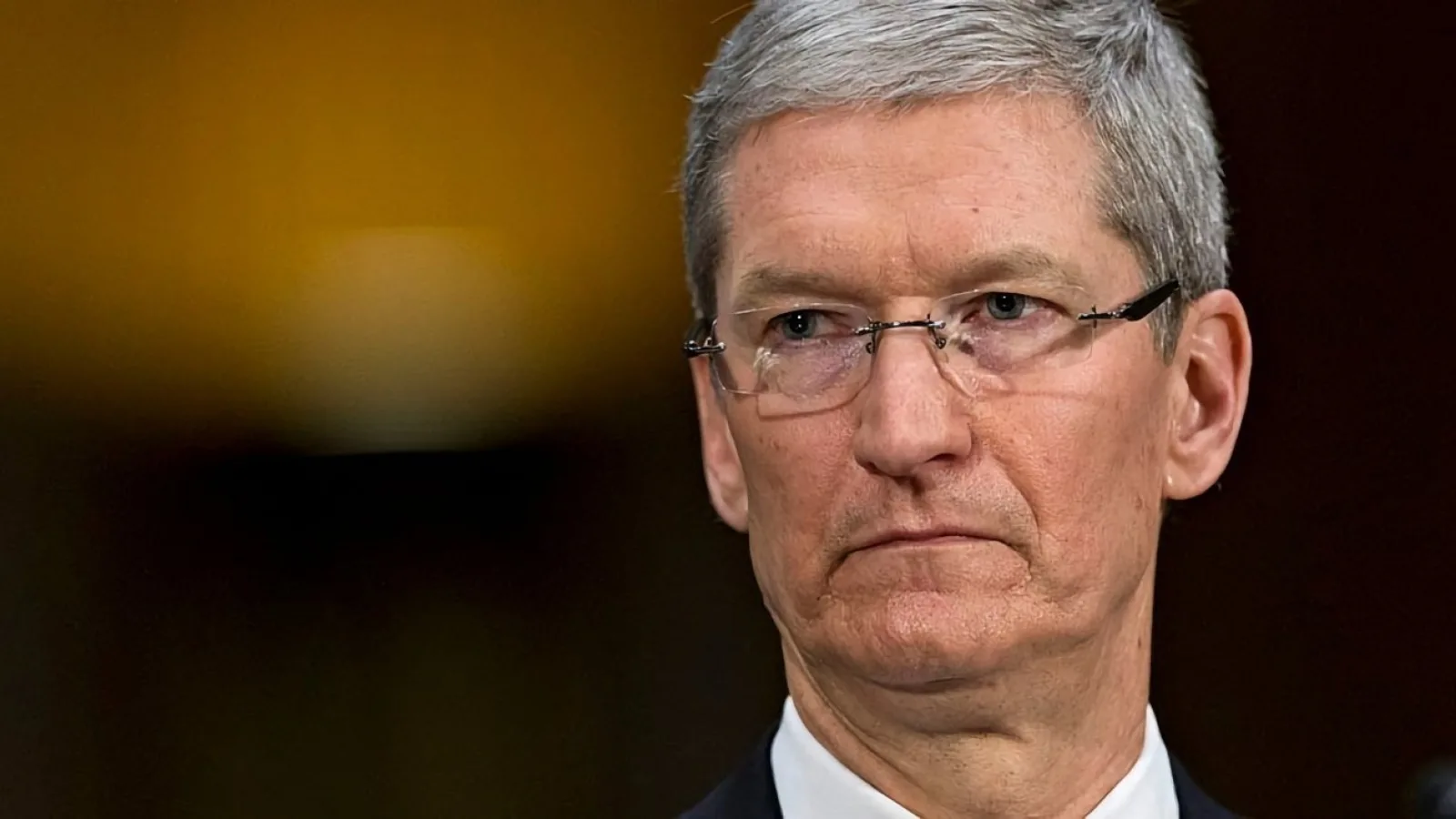 Tim Cook, criticat pentru problemele Apple Intelligence; de ce demisia sa însă nu este o soluție