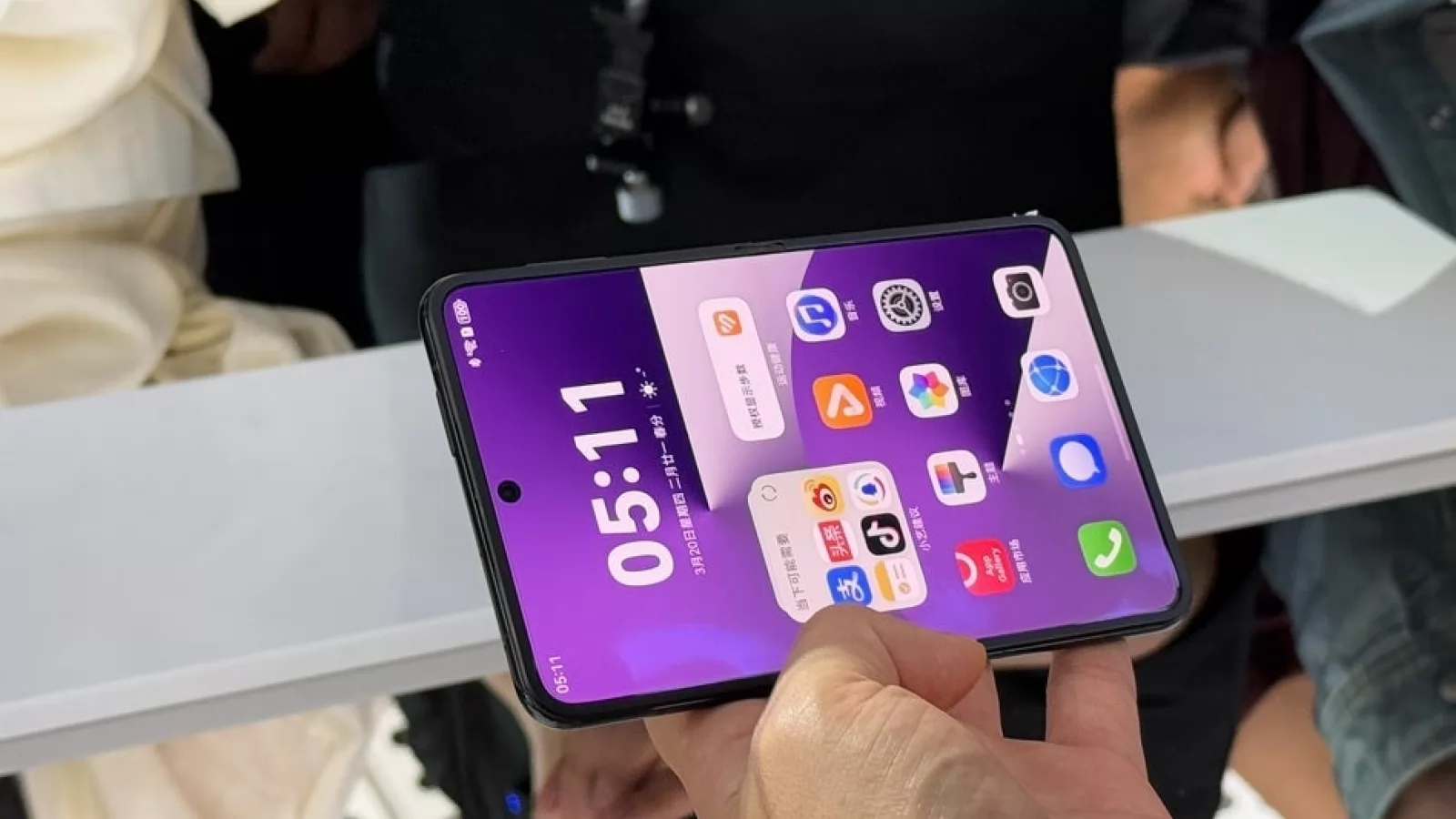 Huawei Pura X primește detalii despre procesor; Kirin 9020 confirmat în pliabilul cu aspect 16:10