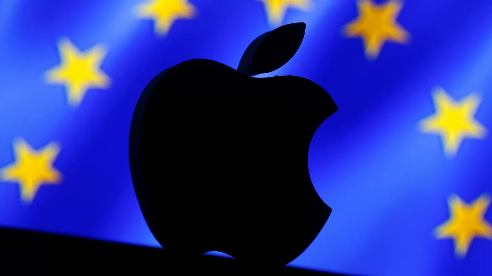 Apple ar putea dezactiva funcții vitale ale iOS în Europa; Reacție dură la cerințele UE privind interoperabilitatea