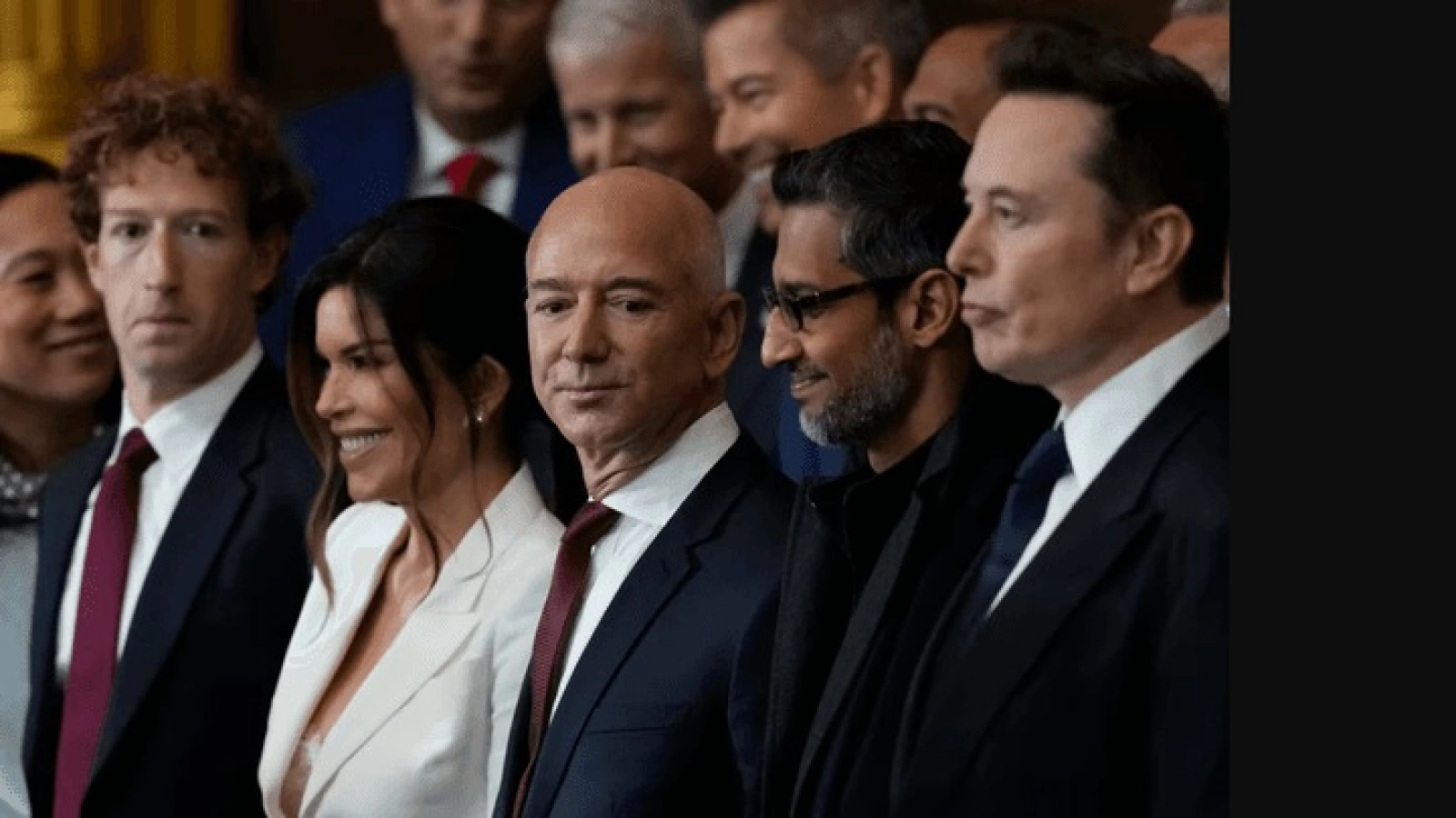 Zuckerberg și alți CEO au vândut masiv acțiuni înainte de căderea burselor; T1 2025, cel mai speculat trimestru al anului
