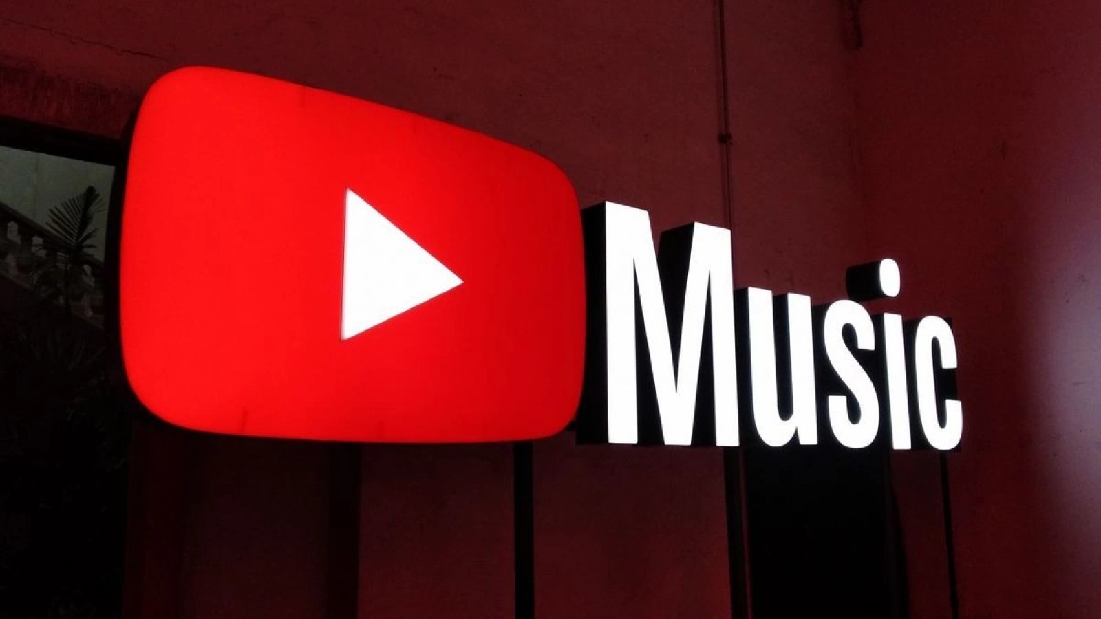 YouTube Music face versurile mai „shareable”; Imagini cu citate muzicale disponibile în aplicație