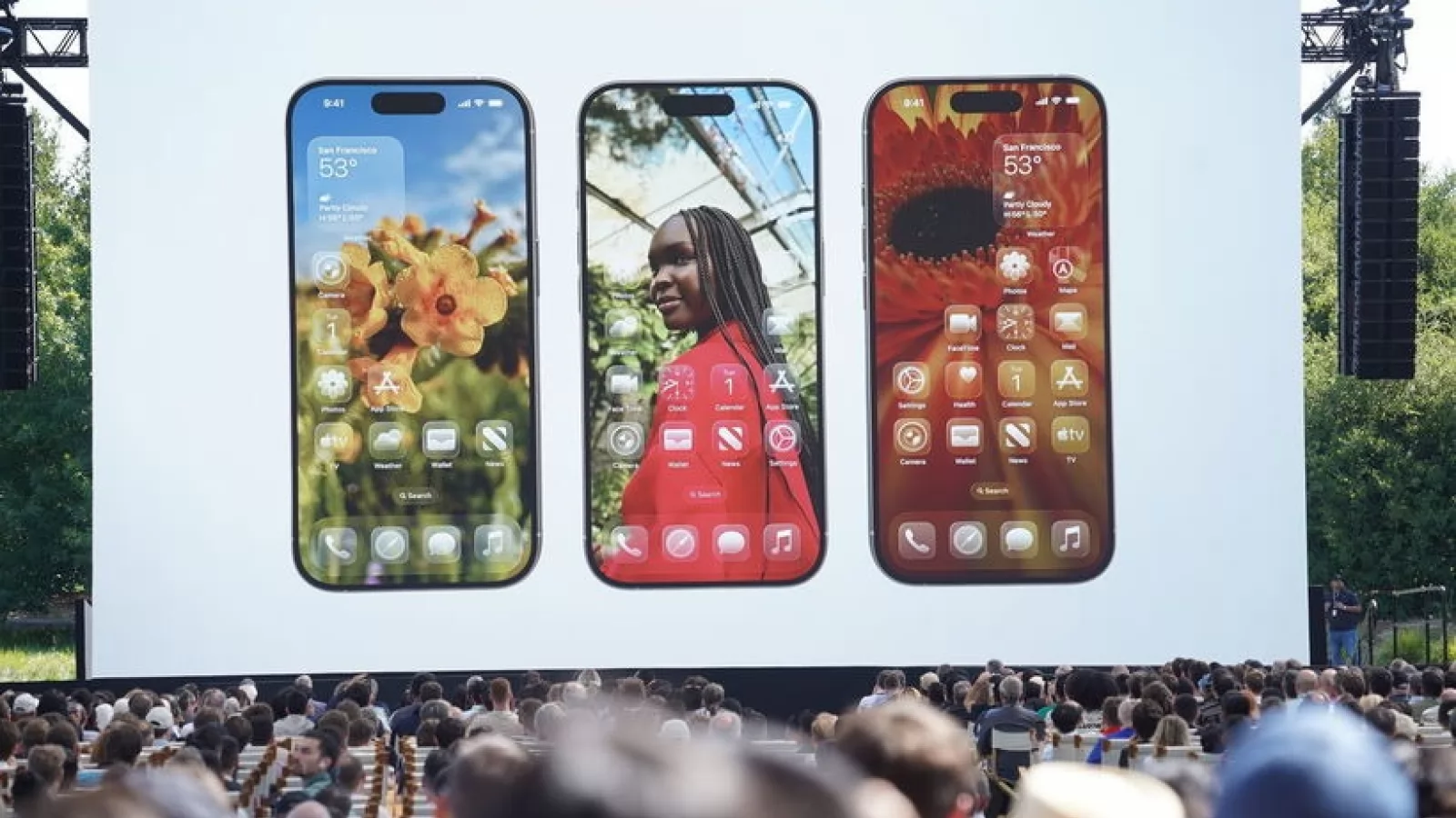 iOS 26 va fi compatibil cu iPhone 11 și modelele mai noi; seria XS iese din schema de actualizare