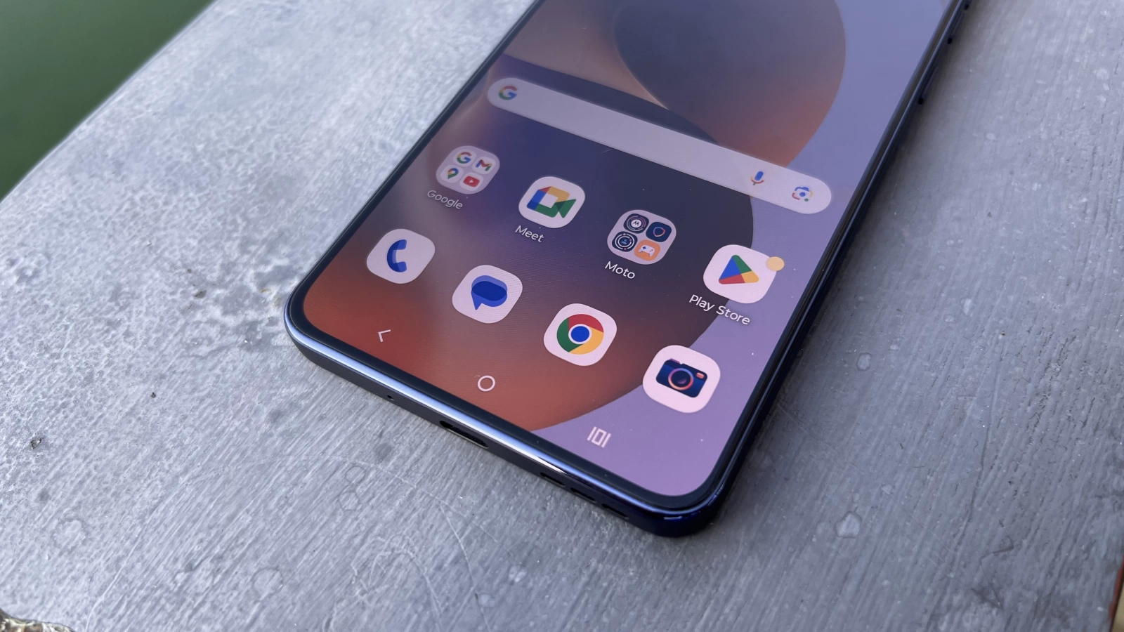 Motorola moto g86: OS, UI familiar, doză minimă de aplicații 3rd party și doar Gemini pe partea AI