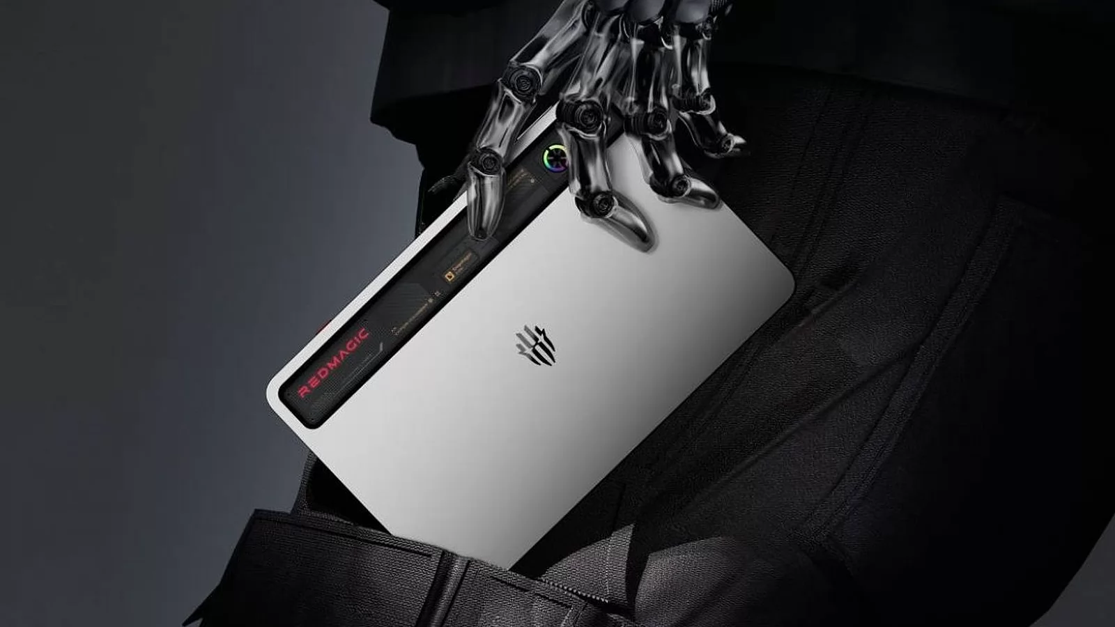 RedMagic Astra debutează global: tabletă de gaming cu ecran OLED la 165Hz și Snapdragon 8 Elite