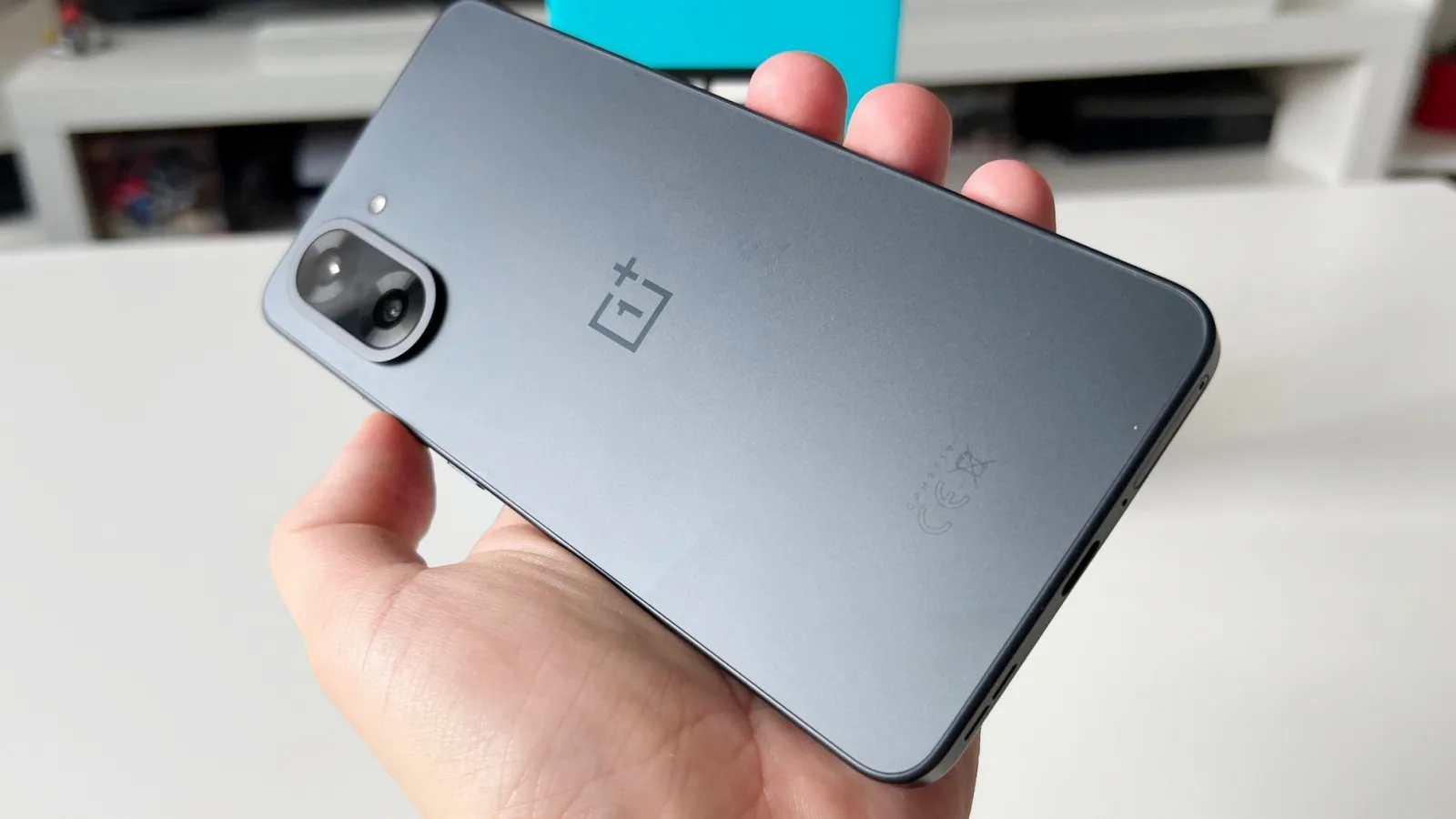 OnePlus Nord CE5: Benchmark-uri cu Dimensity 8350 Apex care culmea, nu e departe de Nord 5 (SD 8s Gen3)