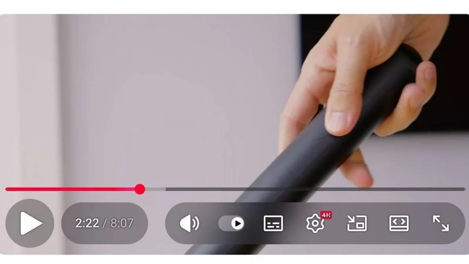 YouTube primește un update la nivel de interfață pe desktop; UI-ul pare inspirat de interfața Liquid Glass a celor de la Apple