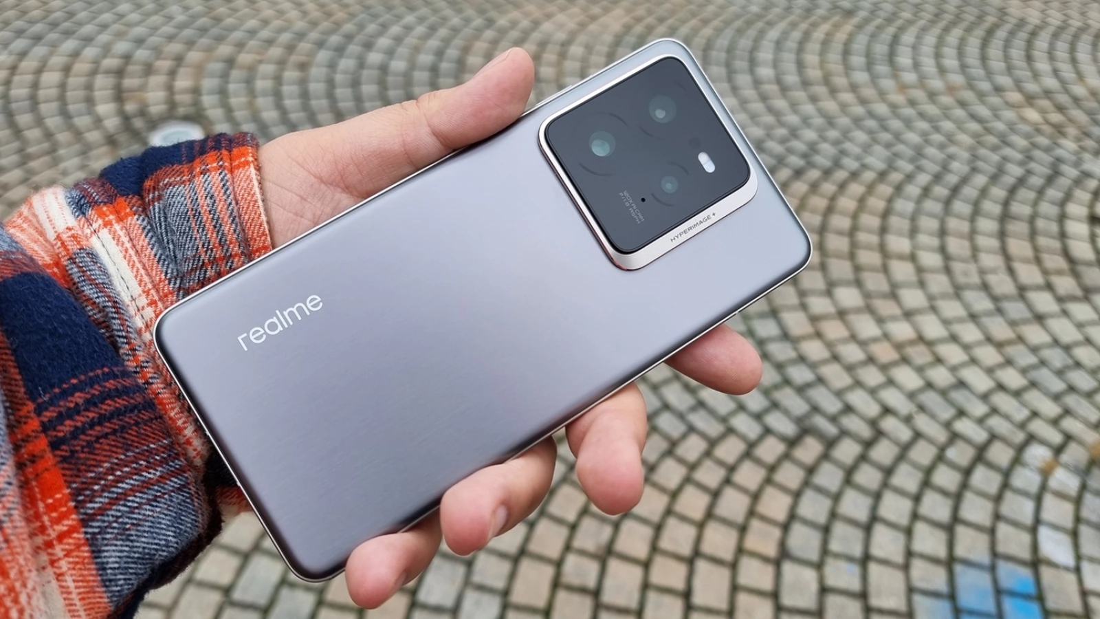realme GT 8 Pro vine cu specificații de top: Procesor Snapdragon 8 Elite 2, design premium, cameră periscopică de 200 MP