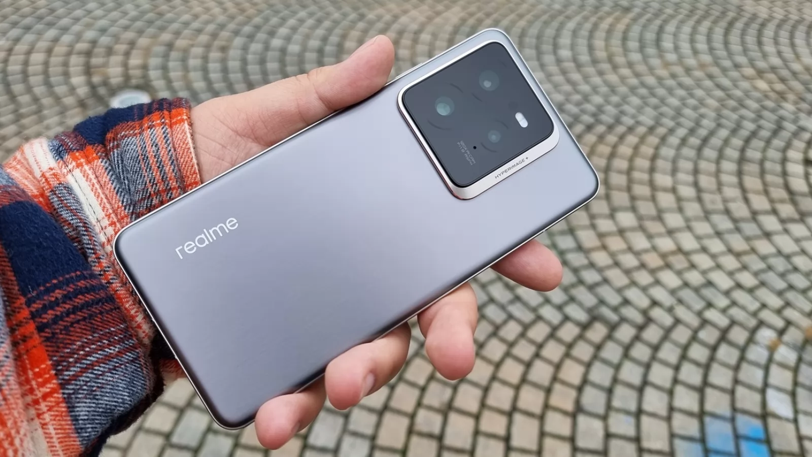 realme GT 8 Pro vine cu specificații de top: Procesor Snapdragon 8 Elite 2, design premium, cameră periscopică de 200 MP