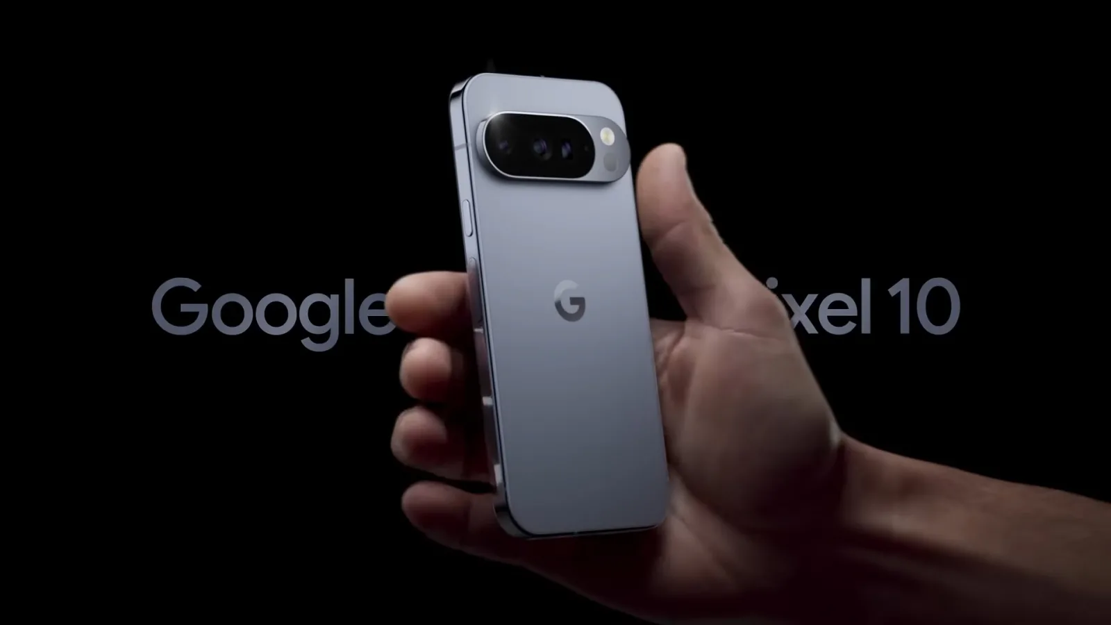 Google deschide promovarea Pixel 10 cu o reclamă de 30 de secunde; clipul ia peste picior întârzierile Siri și promisiunile goale ale Apple Intelligence