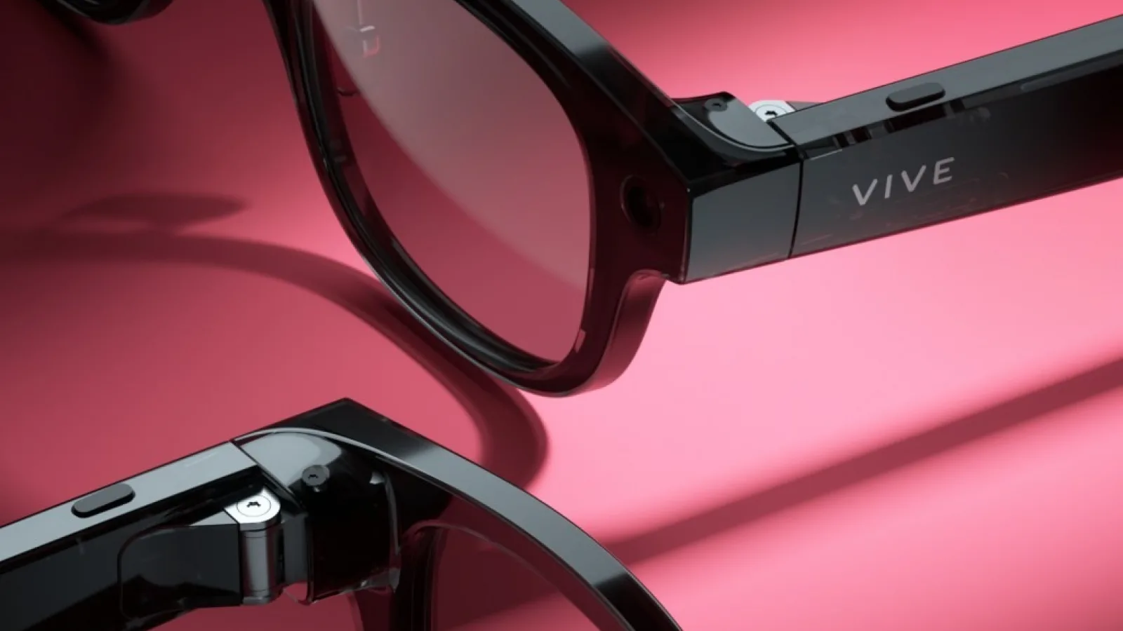 HTC a lansat rivalul Ray-Ban Meta! Ochelarii Vive Eagle aduc AI, cameră hands-free și traducere în timp real