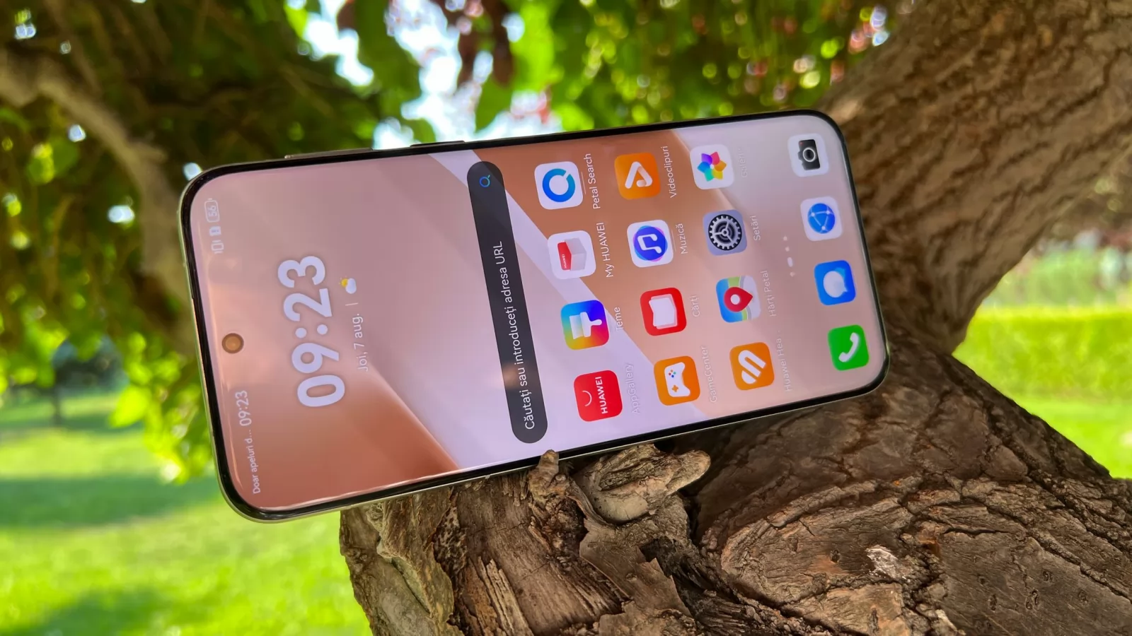 HUAWEI Pura 80 Pro: Display-ul care îți satisface toate nevoile de consum multimedia, mare și luminos