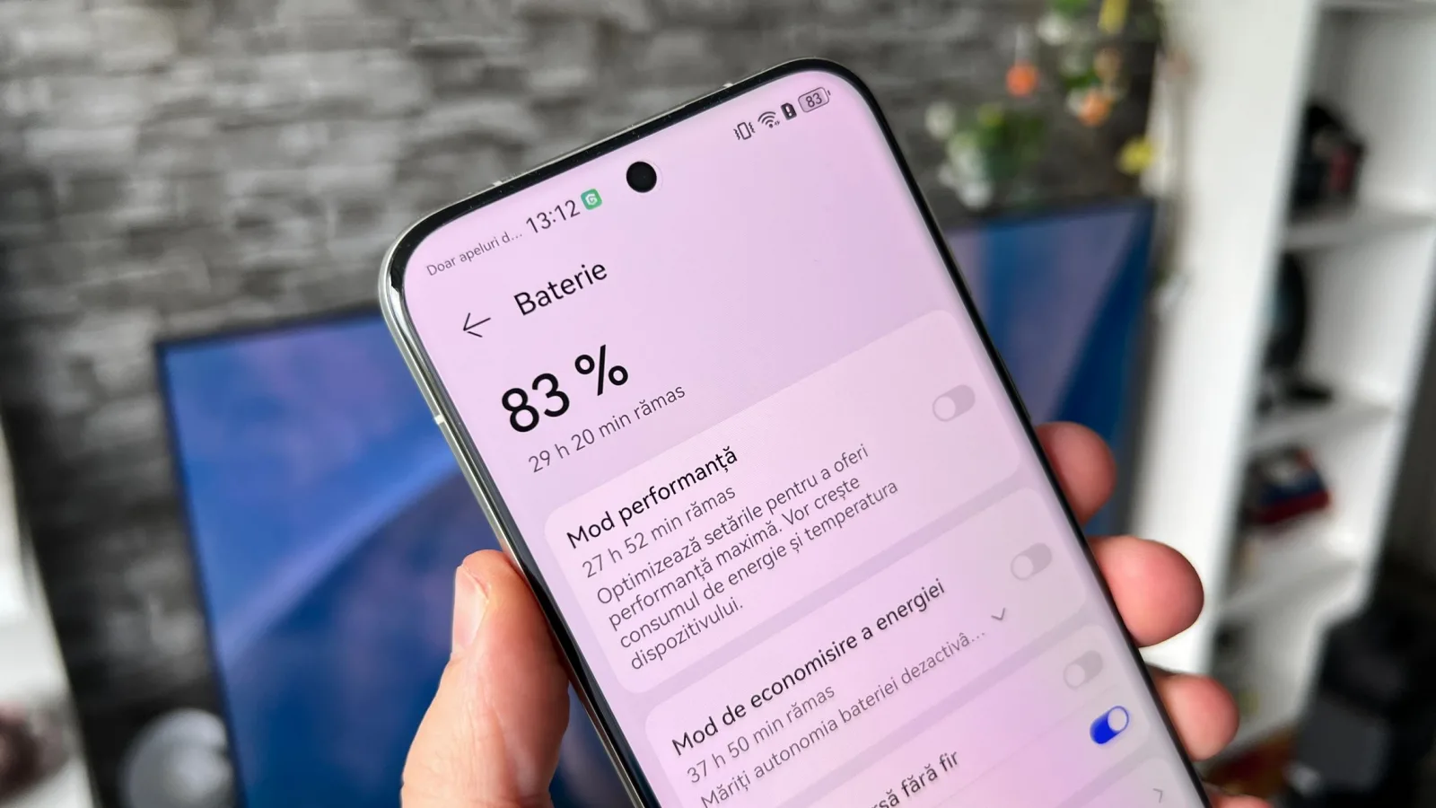 Huawei Pura 80 Pro: Baterie peste predecesor, ba chiar pe alocuri peste Ultra