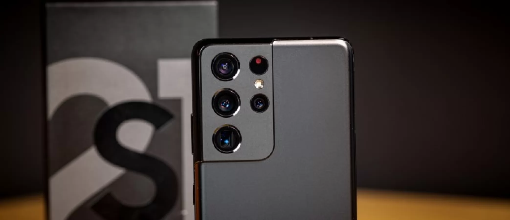 Galaxy S26 Ultra revine la CAMERA ISLAND; Samsung pregătește un salt major pe partea foto