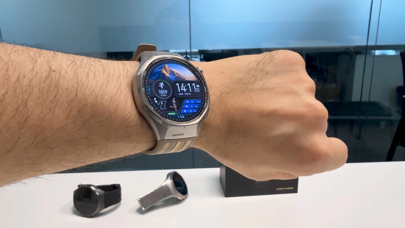 Huawei Watch GT 6 Pro prezentat în toate versiunile de curea + voucher bonus! (Video)