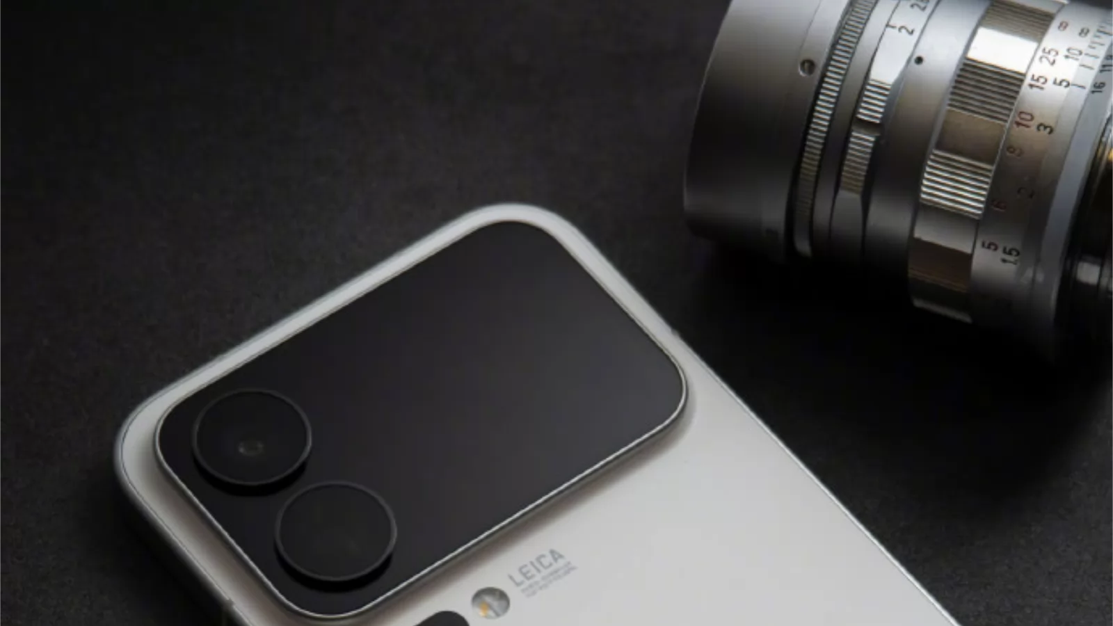 Xiaomi 17 Ultra bifează o listare pe internet înainte de termen şi ar putea debuta global
