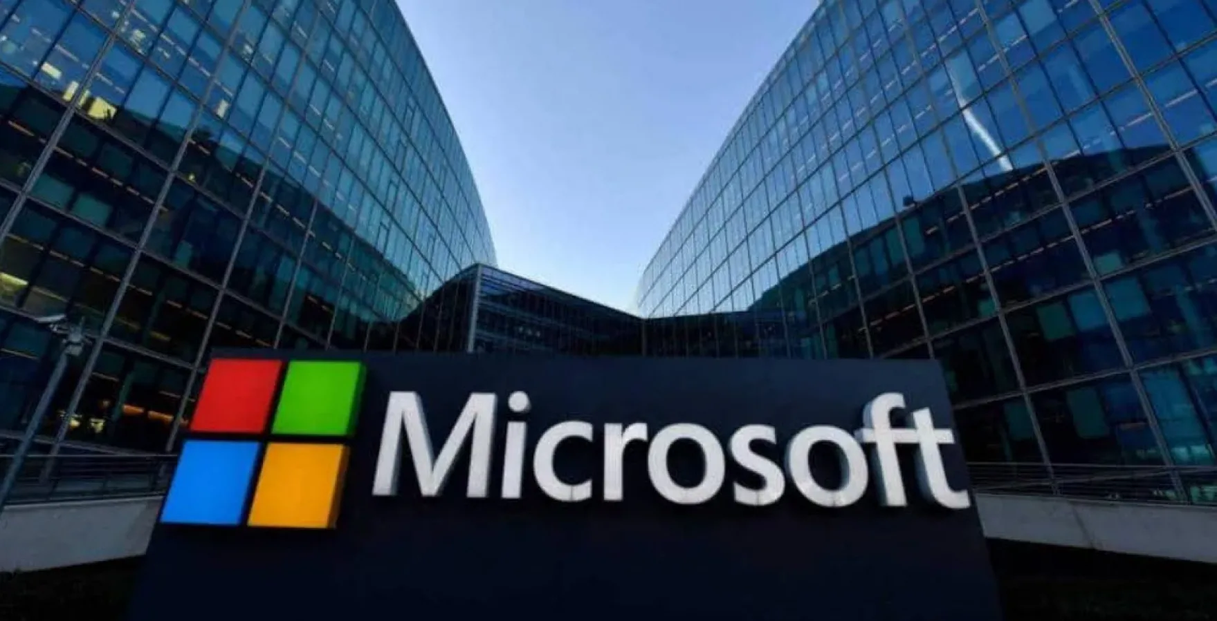 Microsoft face iar concedieri; 15.000 angajaţi au părăsit compania din mai 2025