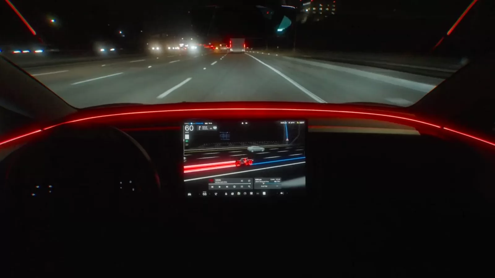 O mașină de zeci de mii de euro, folosită pentru promovarea unui film; Tesla adaugă Tron în interfață, dar șoferii cer funcții utile, nu marketing