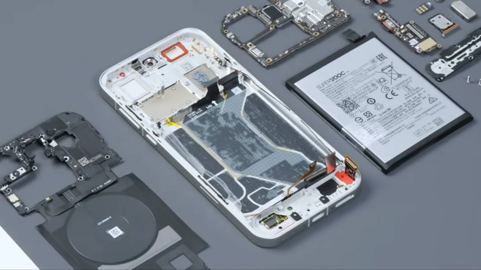 OPPO Find X9 Pro disecat în faţa camerei; Ce secrete ascunde?