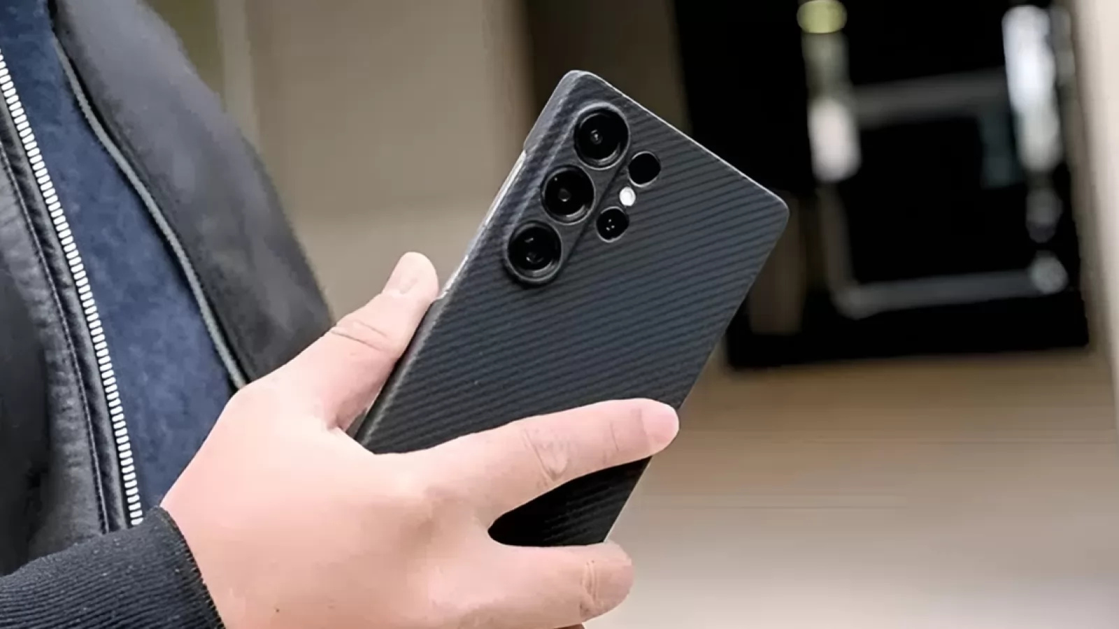 Samsung Galaxy S26 Ultra va avea suport Qi2; Randări noi ale telefonului apar online