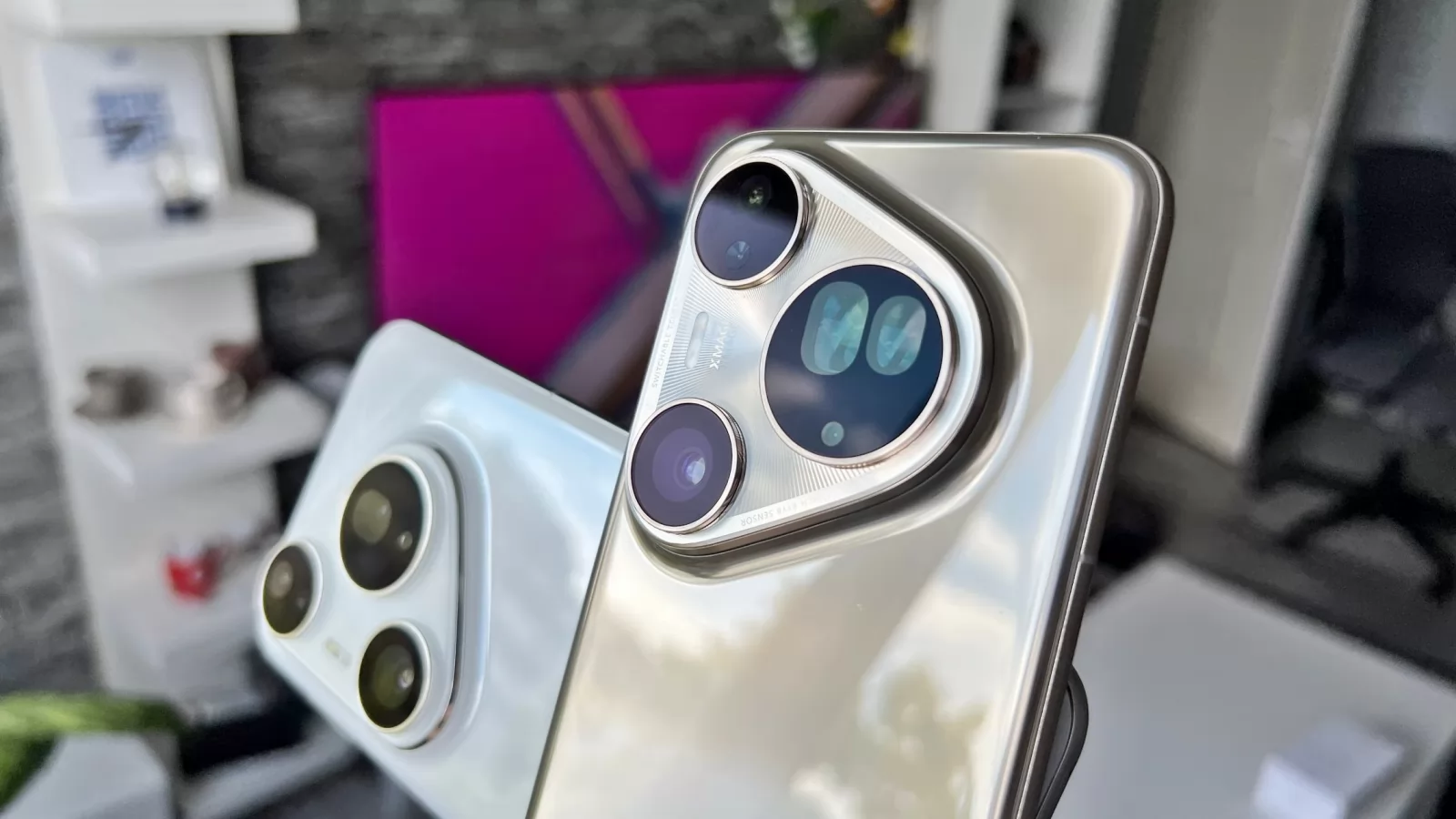 Huawei Pura 90 Ultra ar putea avea două camere de 200 de megapixeli