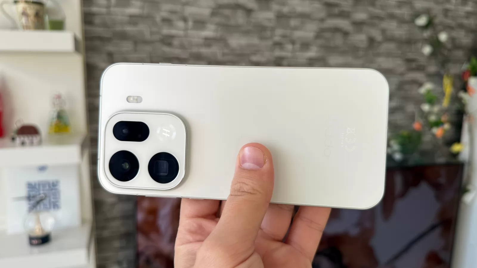 OPPO Find X9 Pro: Benchmark-uri cu răcire WOW, GPU respectabil pe noul Dimensity 9500