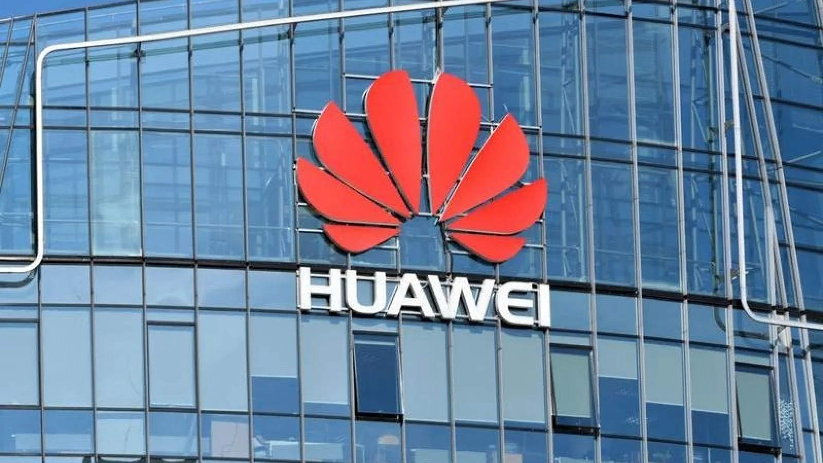 UE pune tunurile pe Huawei; „Recomandarea de interdicţie” de echipamente 5G din 2020 ar deveni lege